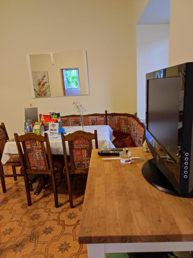 Villa Petrana Kotor Luaran gambar