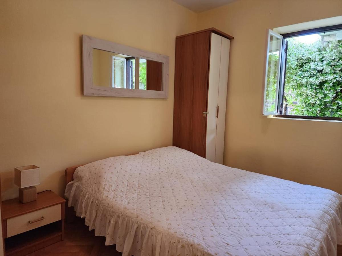 Villa Petrana Kotor Luaran gambar